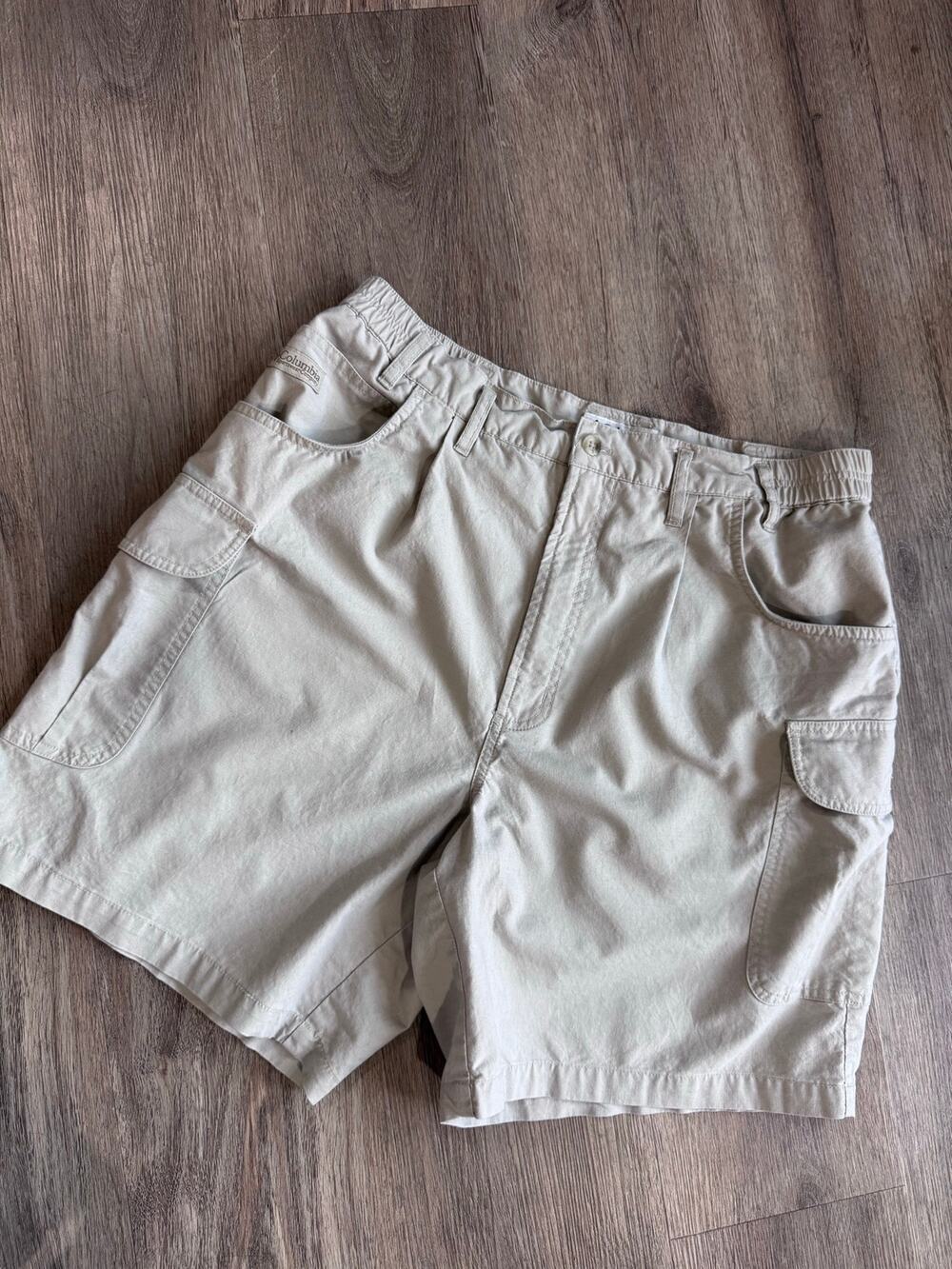Columbia Men's Ultimate Roc Cargo Shorts 38 Tan Khaki Cotton Vintage AM4120 7"